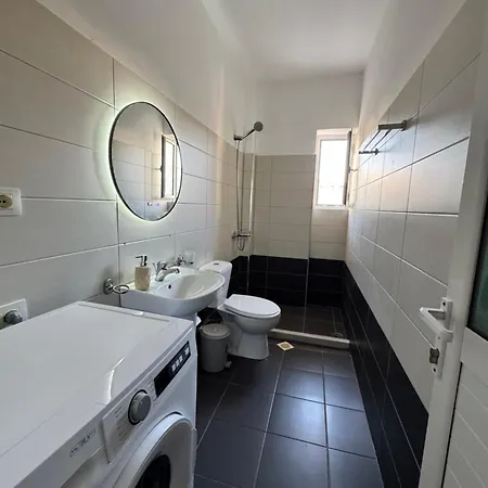 Eki Apartment Sarande