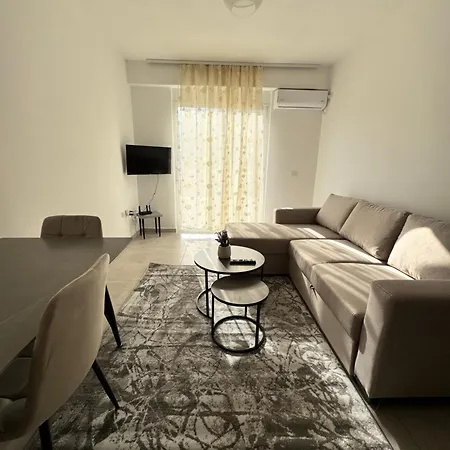 Eki * Sarandë